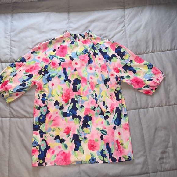 Floral Print Blouse with a Smocked Neckline Size Medium - Picture 2 of 4